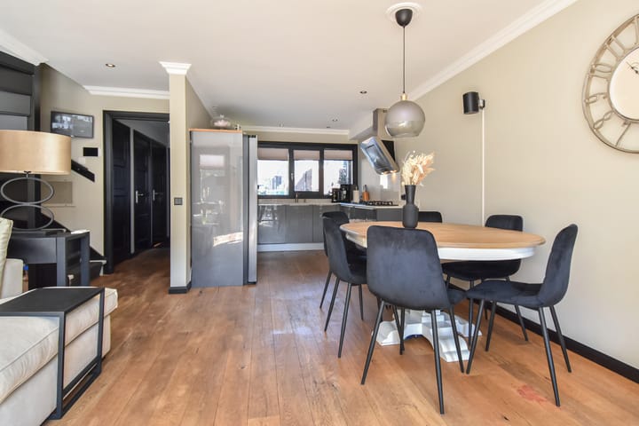 Foto 12 van Albert Rousselstraat 110