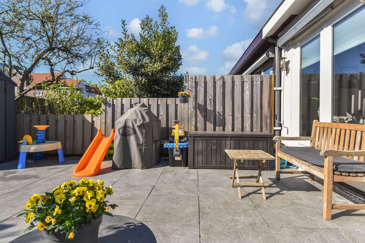 Foto 16 van Albert Rousselstraat 110