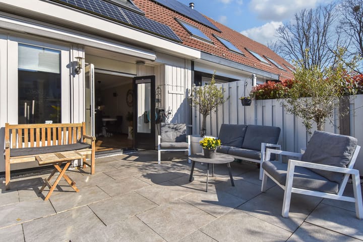 Foto 21 van Albert Rousselstraat 110