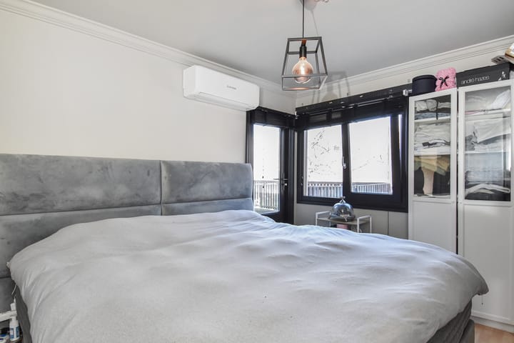 Foto 30 van Albert Rousselstraat 110