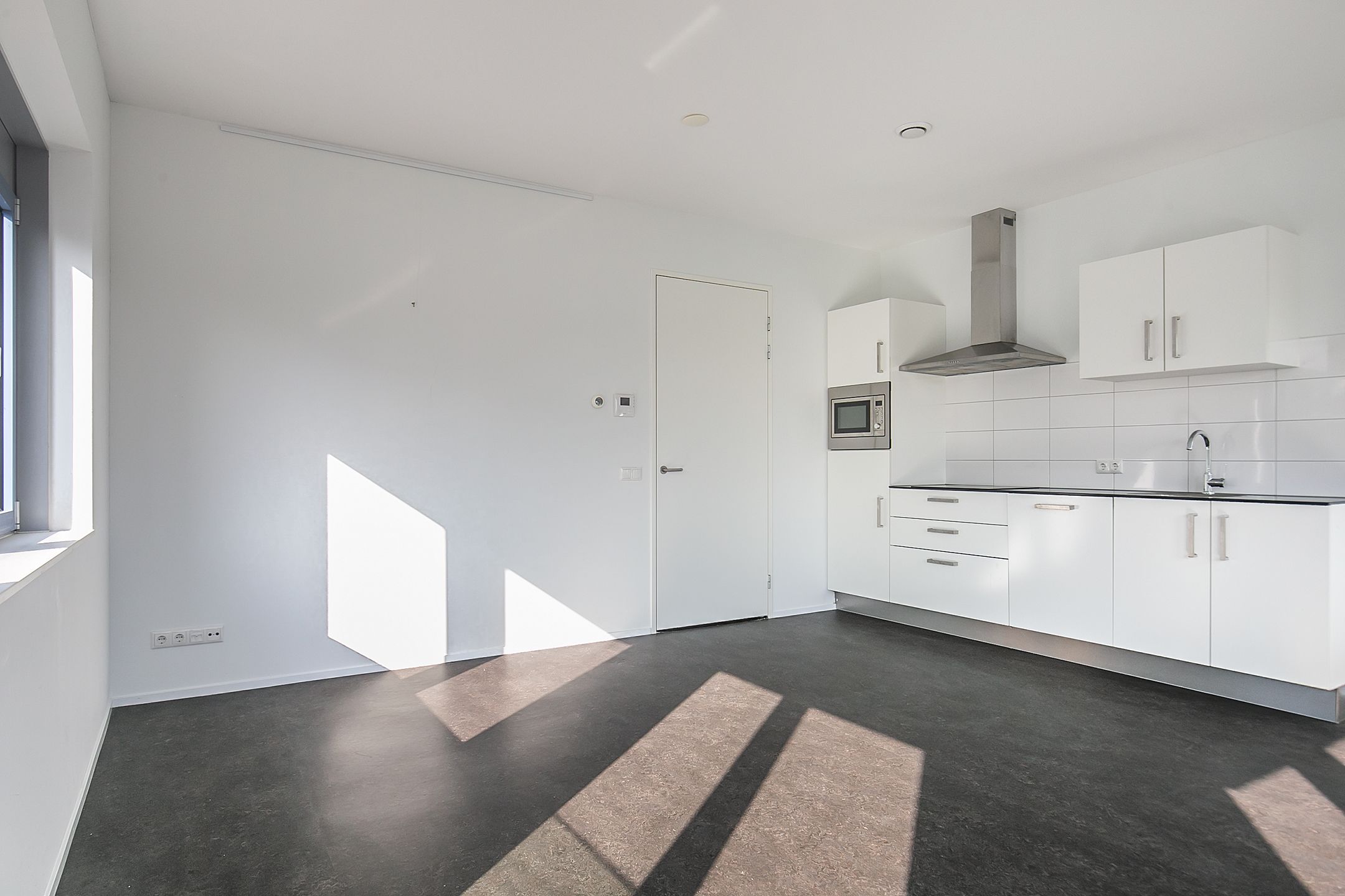 Photo 9 of Stationsplein 4-23