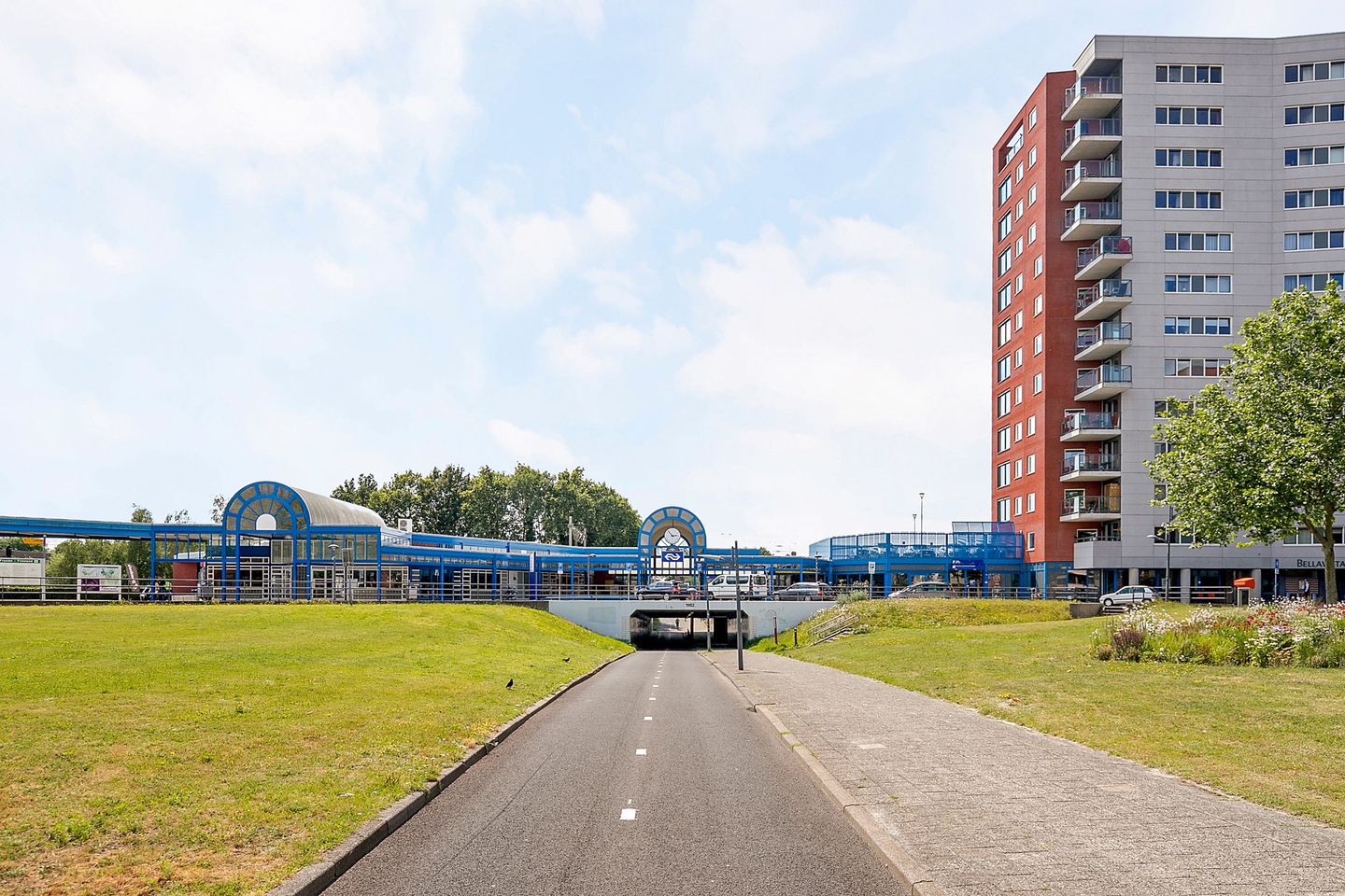 Photo 20 of Stationsplein 4-23