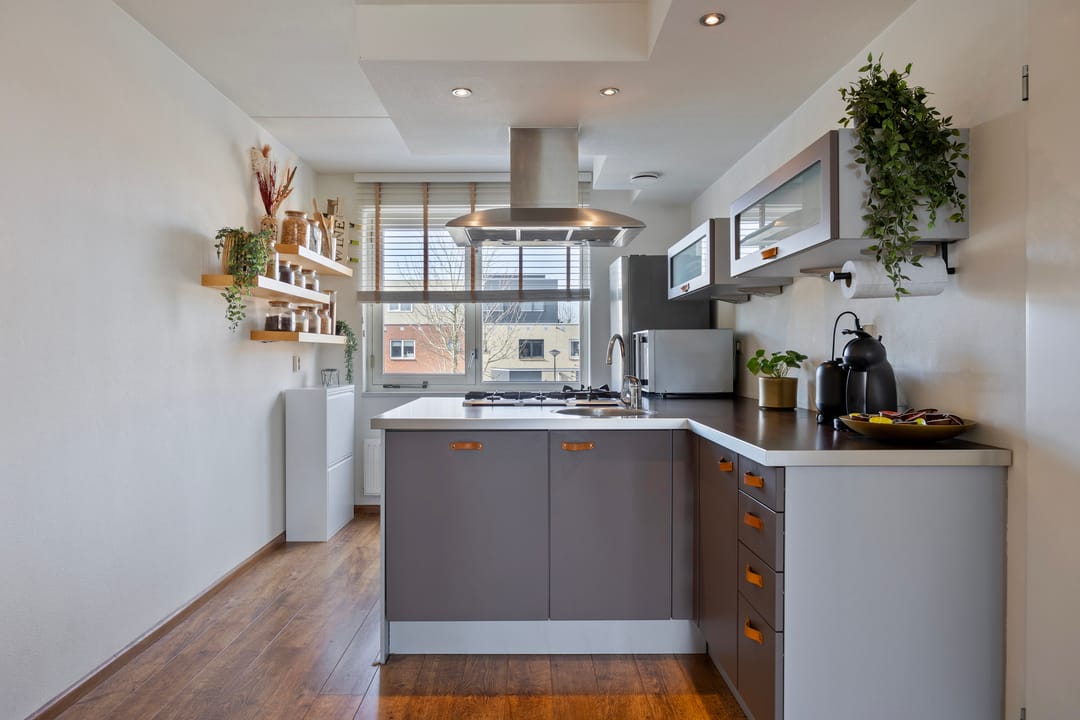 Photo 13 of Anna van Bossetuin 5