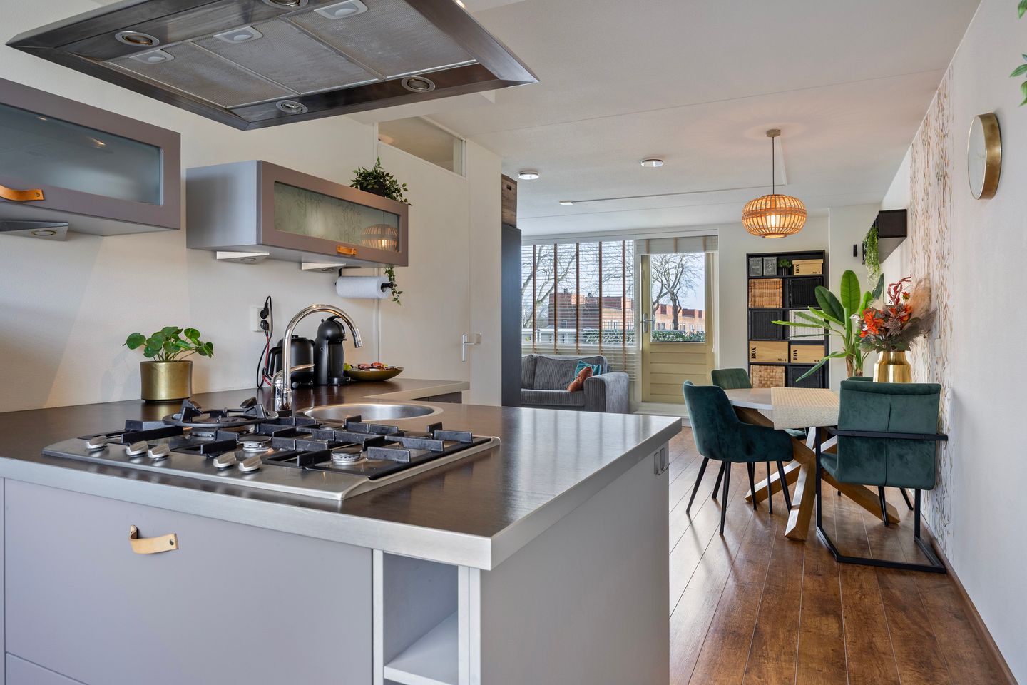 Photo 14 of Anna van Bossetuin 5