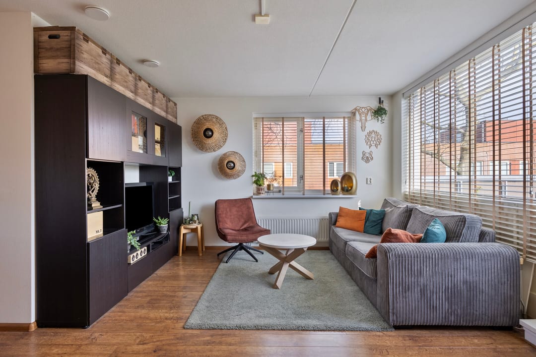 Photo 17 of Anna van Bossetuin 5