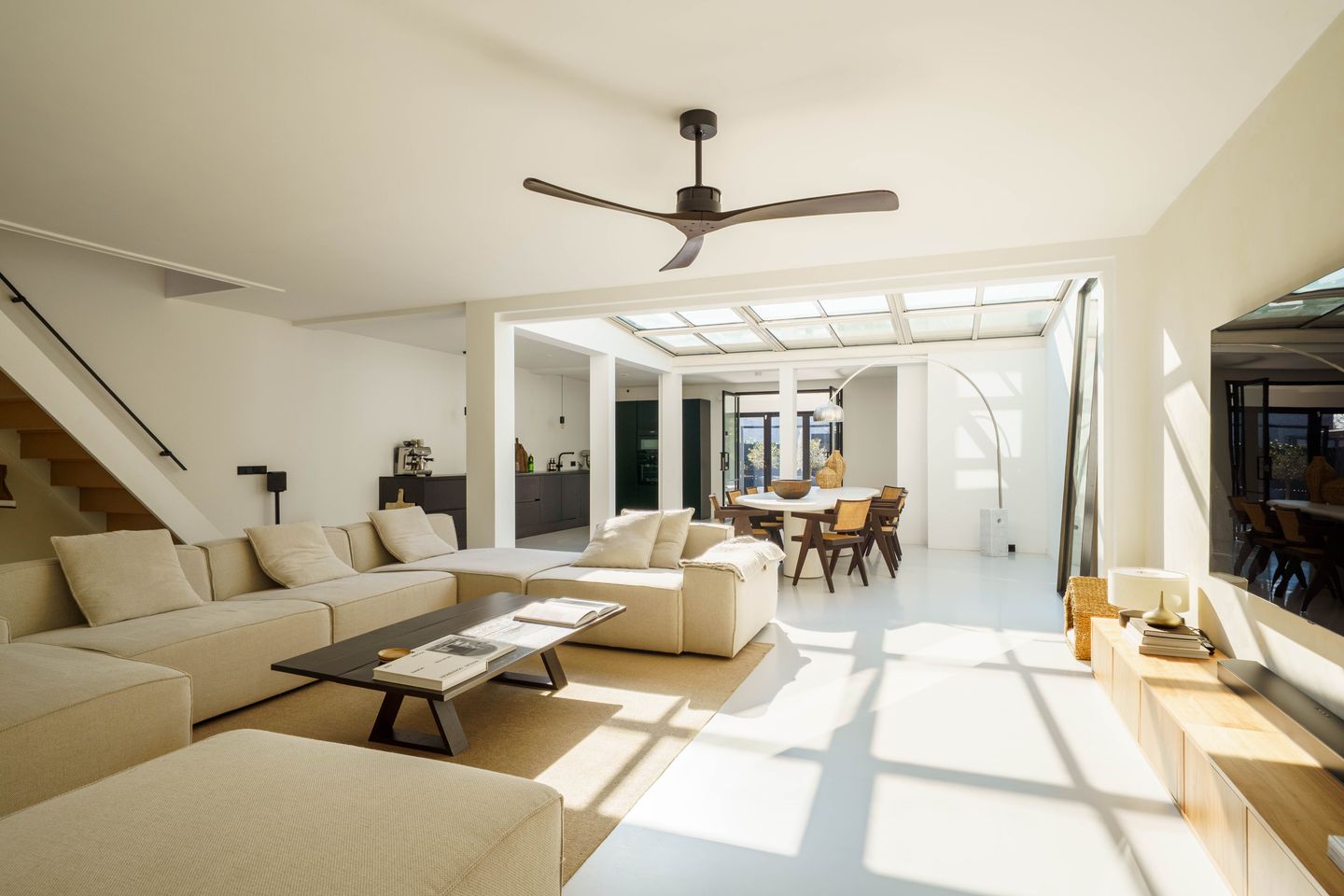 Foto 10 van Cézannestraat 157