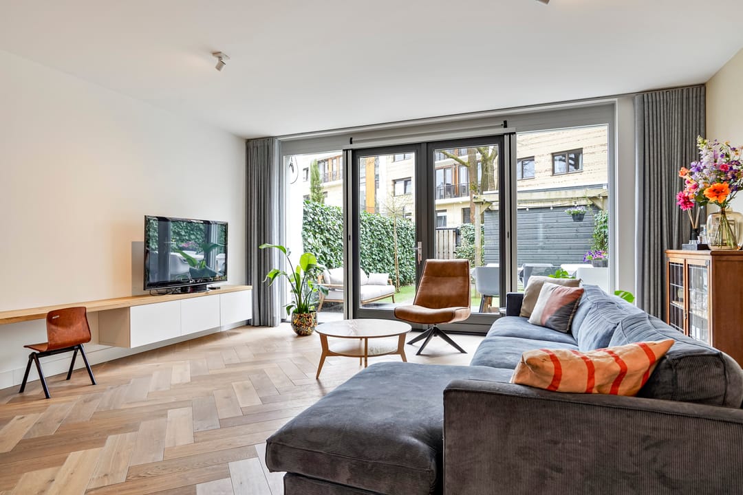 Foto 8 van Juliana van Stolberglaan 50