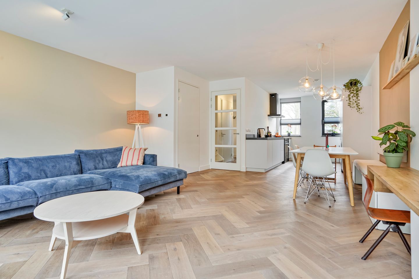 Foto 10 van Juliana van Stolberglaan 50