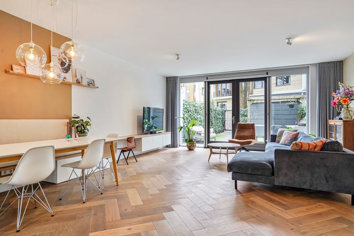 Foto 2 van Juliana van Stolberglaan 50