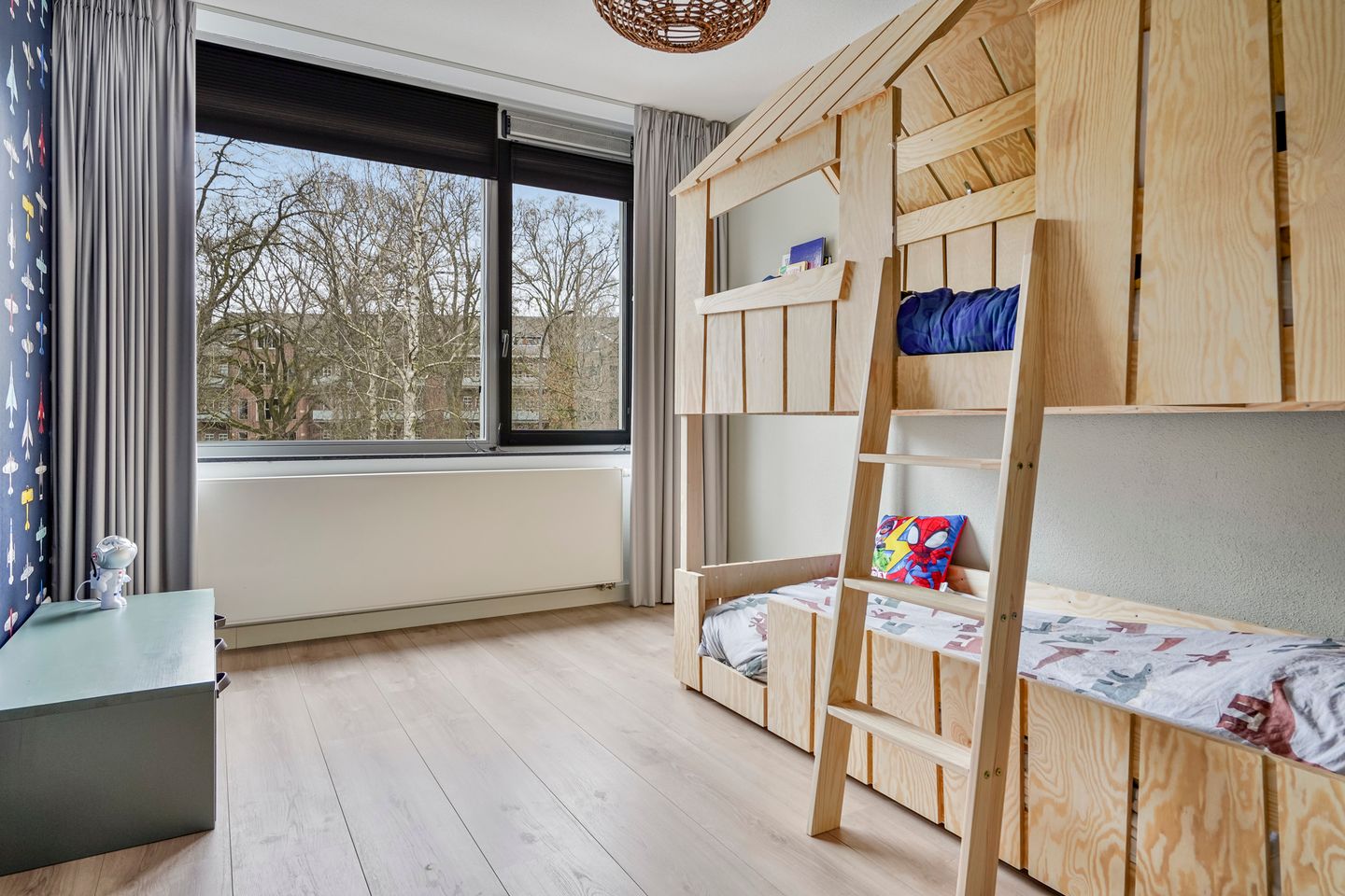 Foto 25 van Juliana van Stolberglaan 50