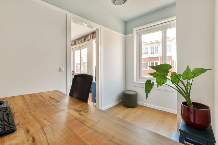 Foto 13 van James Cookstraat 48-2