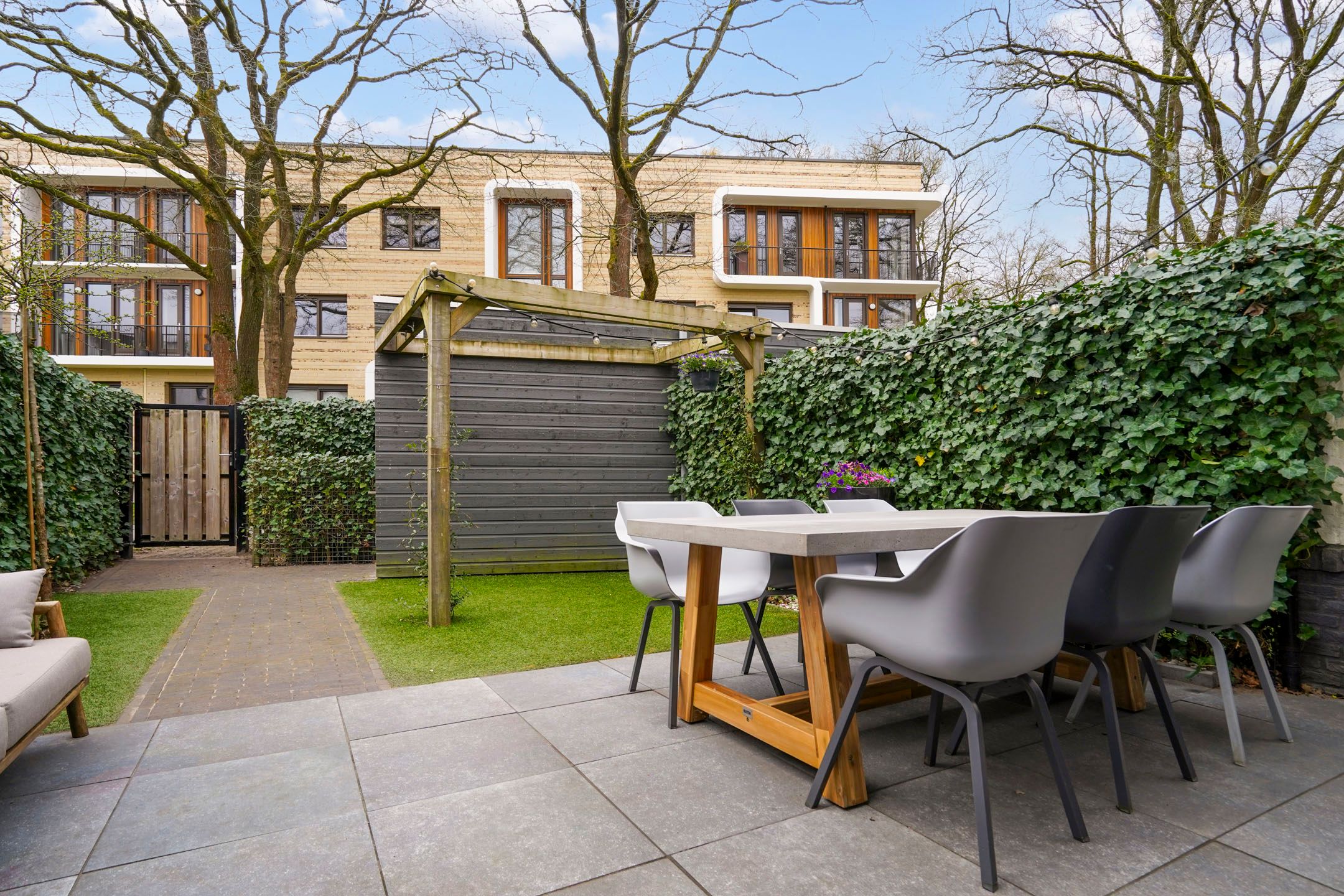 Foto 33 van Juliana van Stolberglaan 50