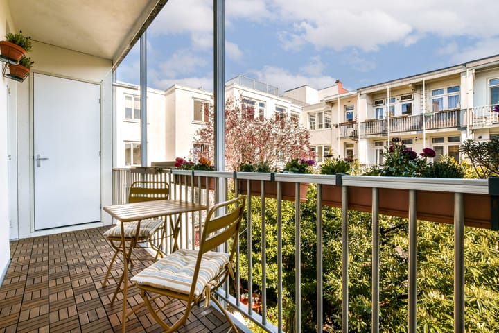 Foto 18 van James Cookstraat 48-2