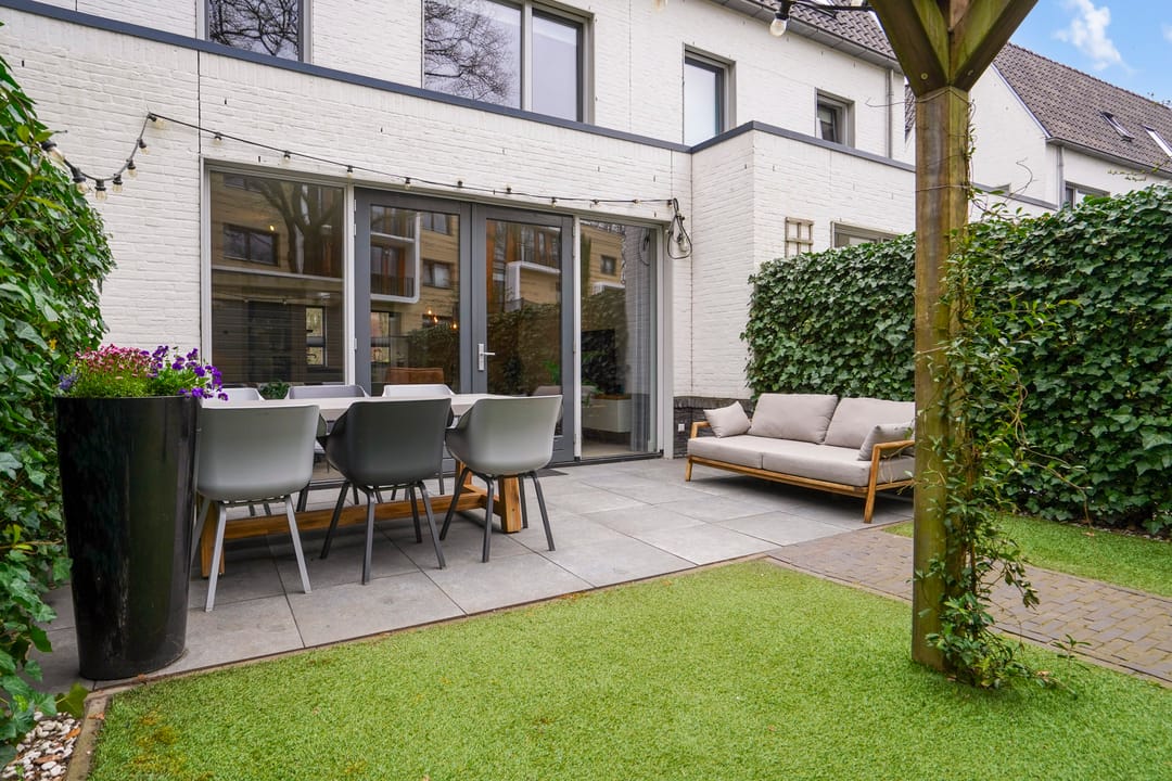 Foto 37 van Juliana van Stolberglaan 50