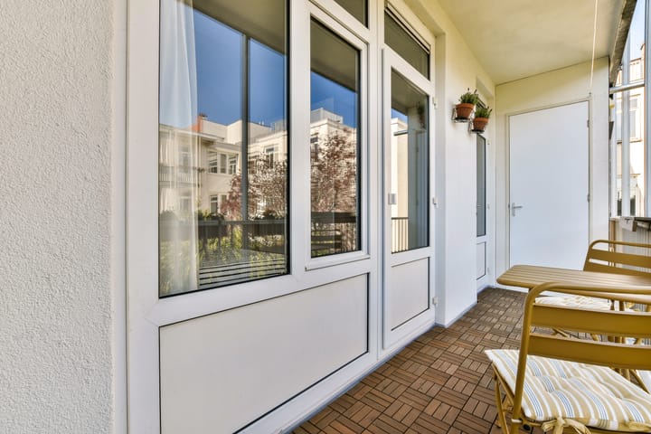 Foto 19 van James Cookstraat 48-2