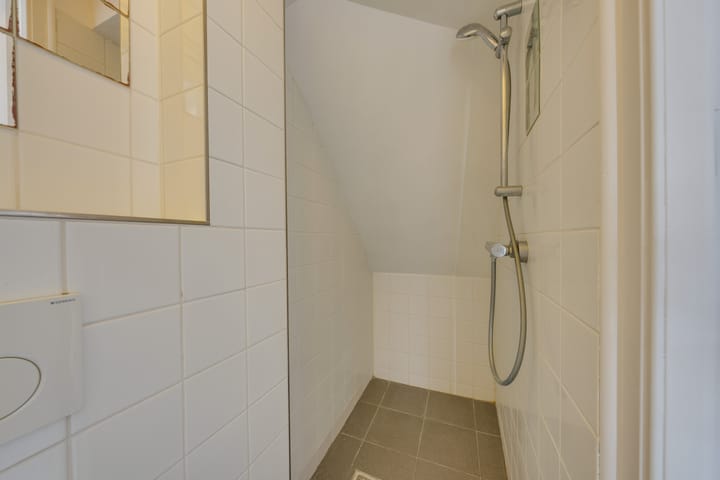 Photo 20 of Javastraat 67-1