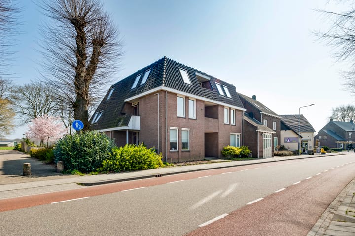 Photo 27 of Dorpstraat 14-D