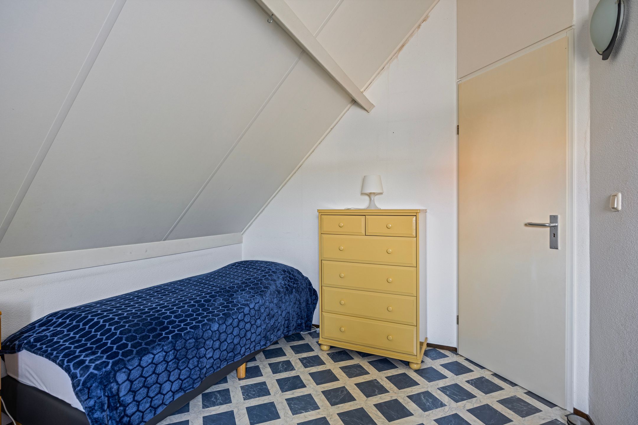 Foto 21 van Nieuwesluisweg 1-074