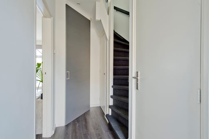 Foto 15 van Hertog Adolfstraat 23