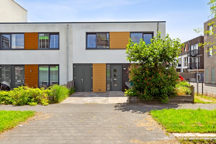 Foto 1 van IJslandstraat 11