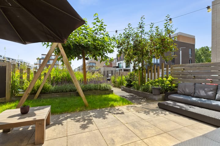 Foto 16 van IJslandstraat 11