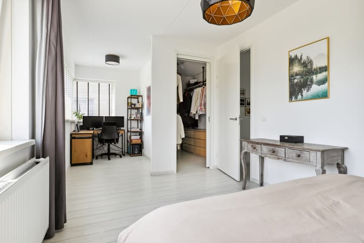 Foto 38 van IJslandstraat 11