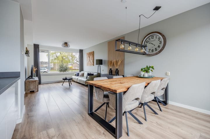 Foto 2 van Van 't Hoffstraat 98