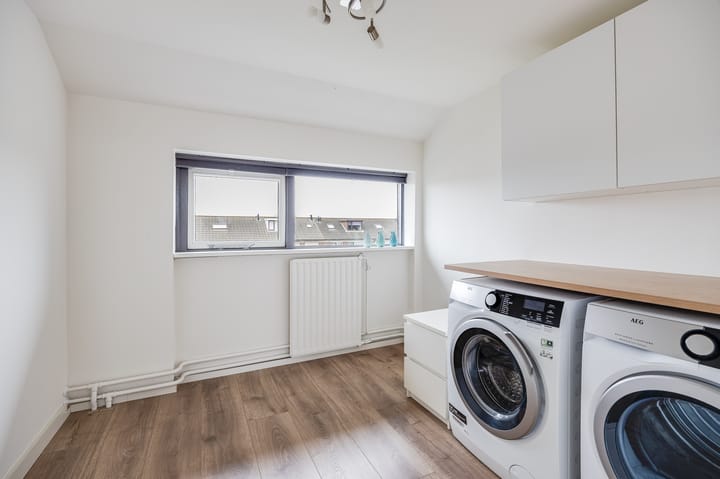 Foto 31 van Van 't Hoffstraat 98