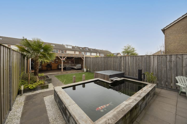 Foto 33 van Van 't Hoffstraat 98