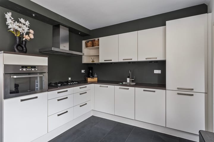 Photo 6 of Tongelaer 14