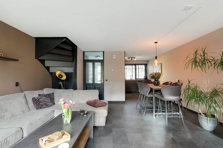 Foto 13 van Meindertsloot 9