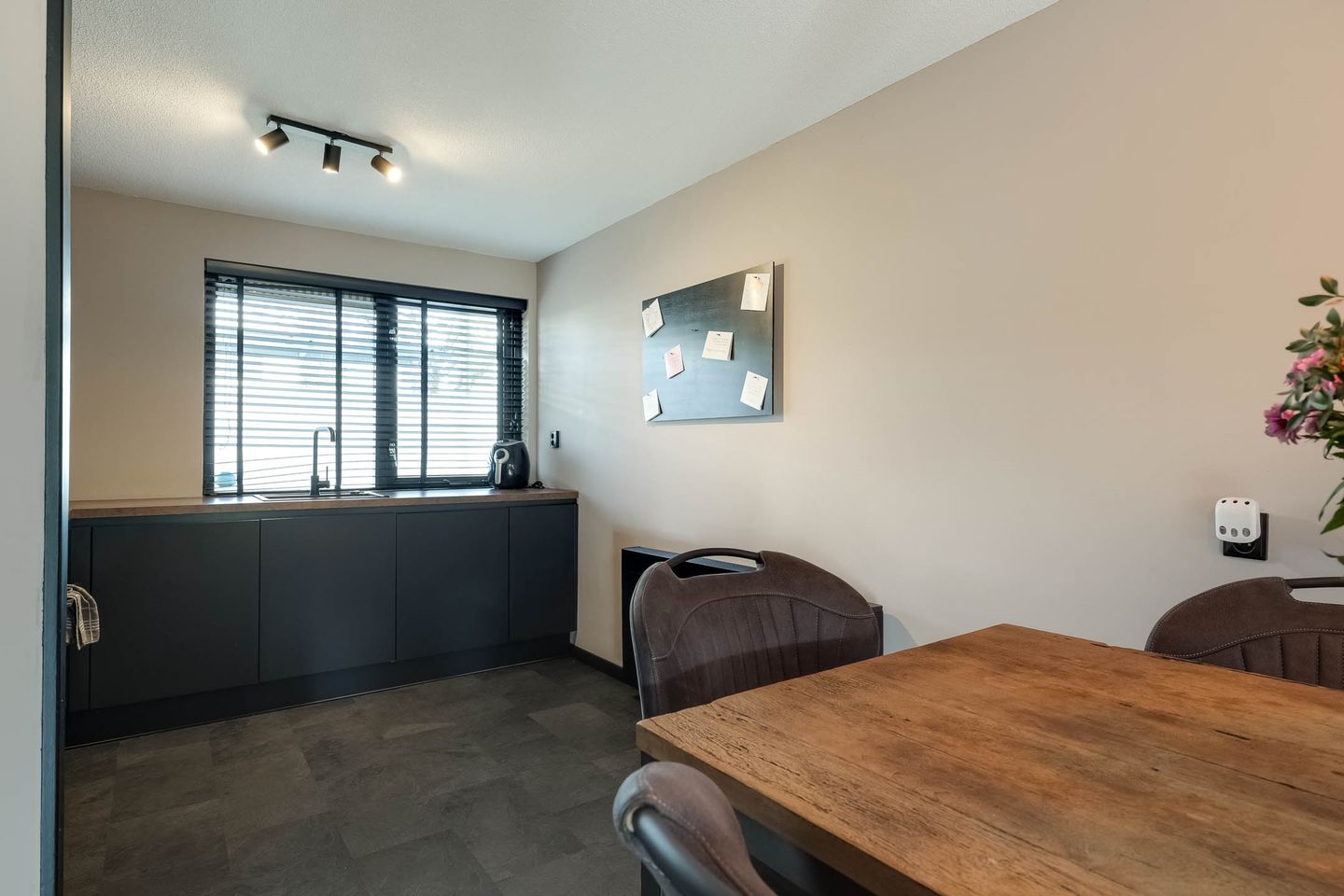 Foto 20 van Meindertsloot 9