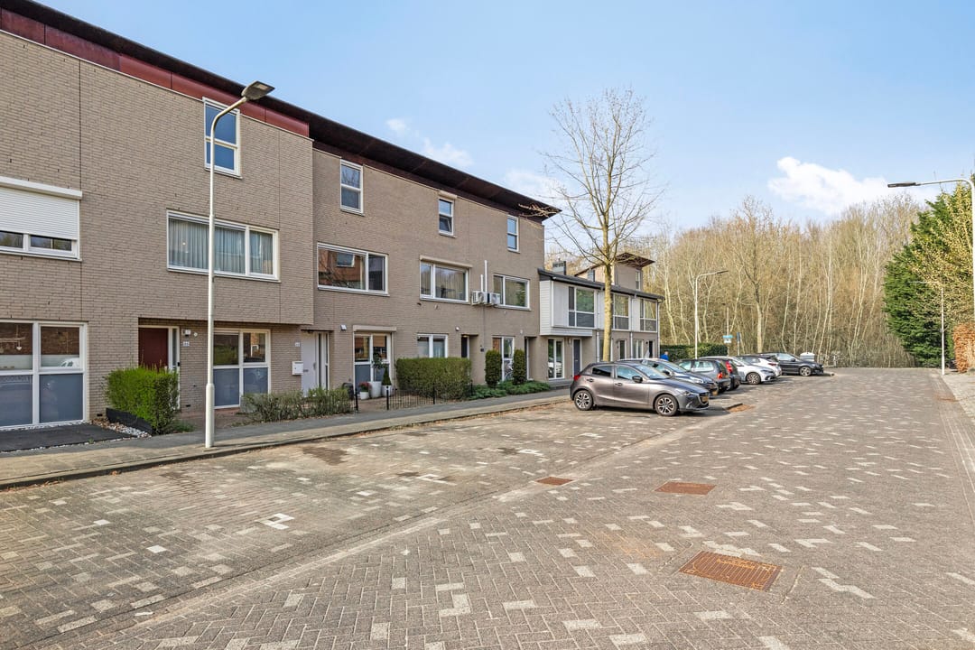 Foto 2 van Emily Brontësingel 66