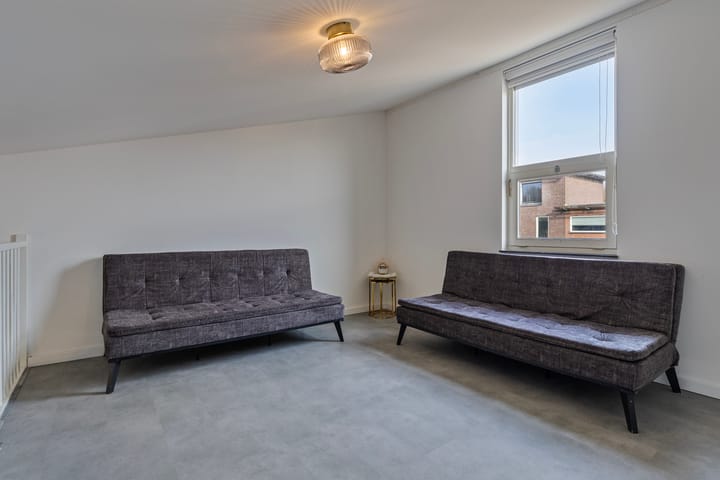 Foto 25 van Emily Brontësingel 66