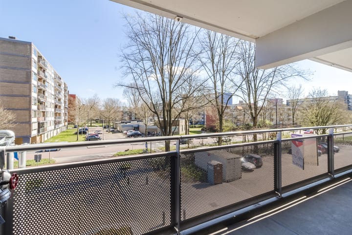 Foto 9 van Griegplein 52