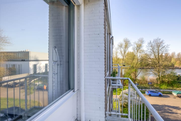 Foto 29 van Generaal S.H. Spoorstraat 233