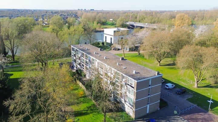 Foto 37 van Generaal S.H. Spoorstraat 233