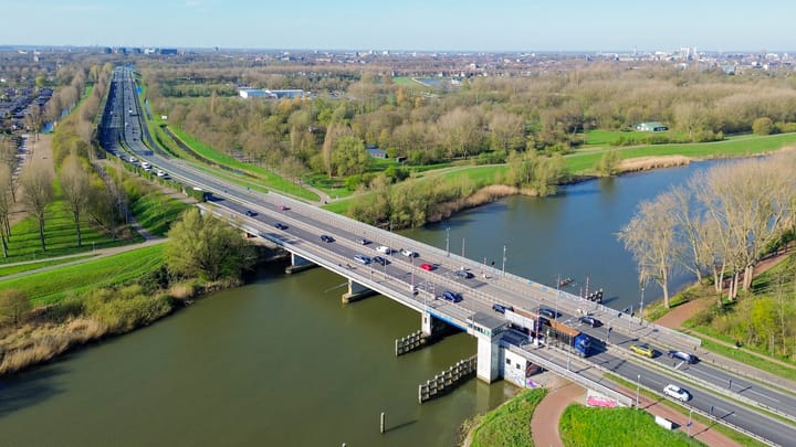 Foto 38 van Generaal S.H. Spoorstraat 233