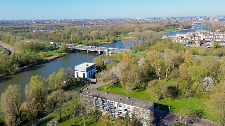 Foto 40 van Generaal S.H. Spoorstraat 233