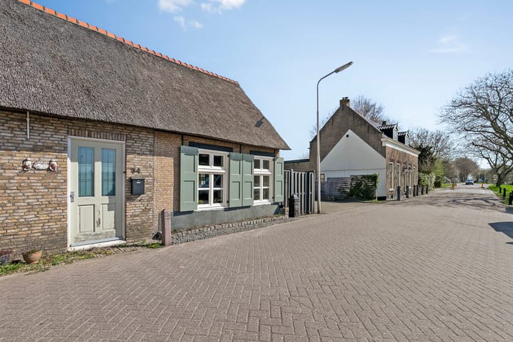 Photo 8 of Dorpsstraat 32