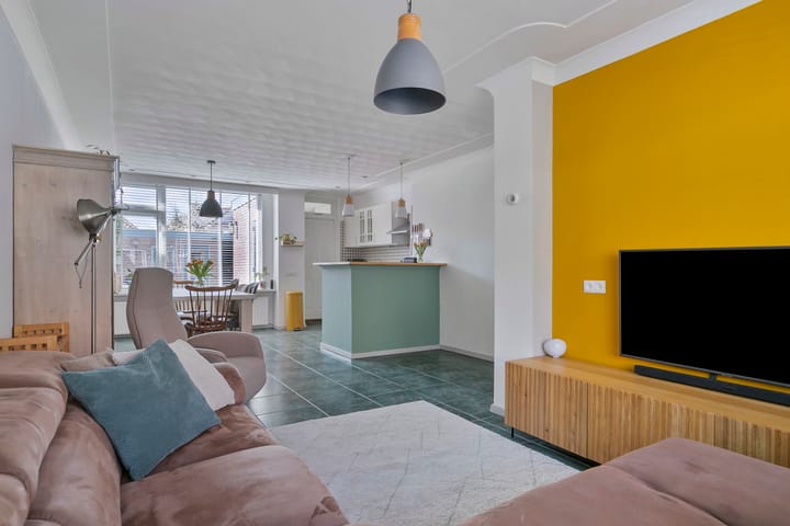 Photo 7 of Steenbergenstraat 6