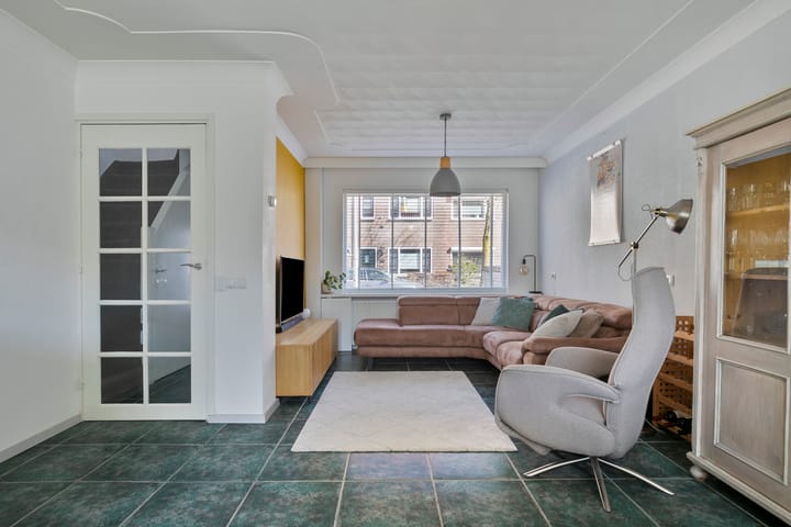 Photo 8 of Steenbergenstraat 6