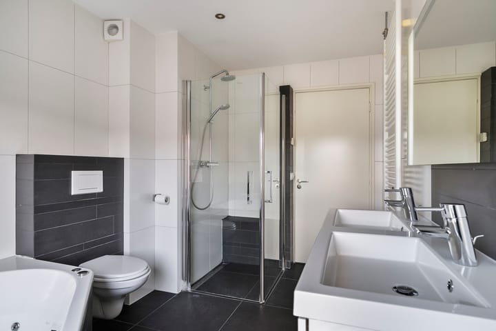 Photo 18 of Steenbergenstraat 6