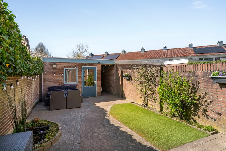 Photo 24 of Steenbergenstraat 6