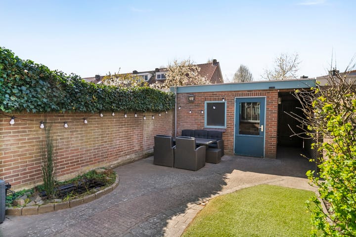 Photo 25 of Steenbergenstraat 6