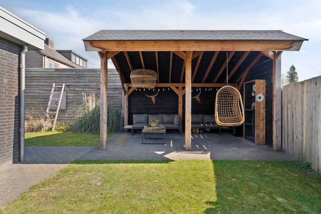 Photo 32 of Zagerstraat 4