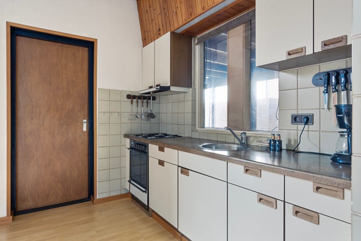 Photo 9 of Baardwijksestraat 20