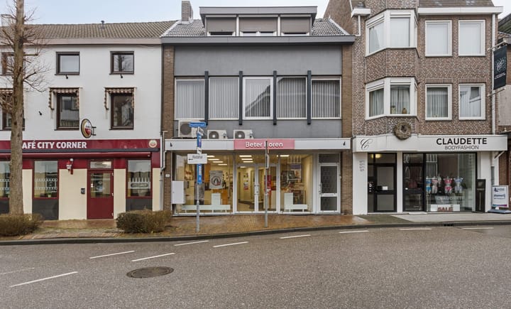 Hoofdstraat 25