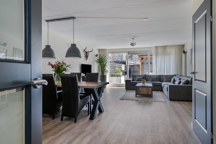 Foto 9 van Van Maerlantstraat 31