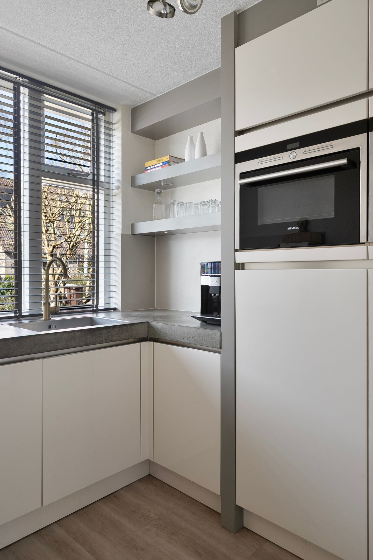 Foto 12 van Van Maerlantstraat 31